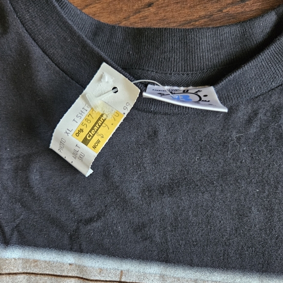 90’s Vintage THE FLYS T-Shirt With Blue Grape Tag size XL NWT dated 1999 - Picture 7 of 7